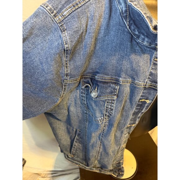 Torrid Denim Classic Jean Jacket Coat Womens Plus Size 4 4X 26/28 - Picture 2 of 5
